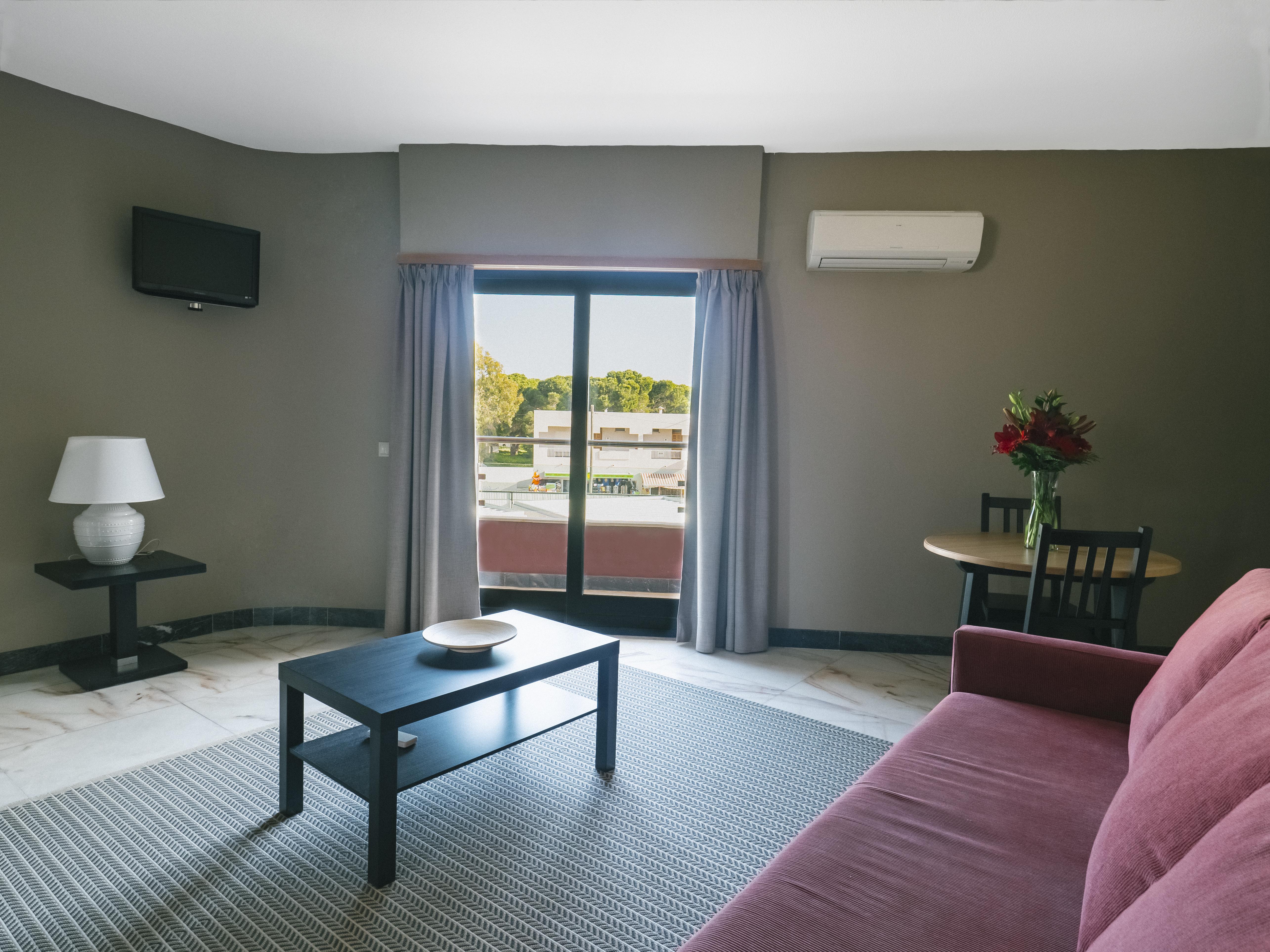 Topazio Vibe Beach Hotel & Apartments - Adults Friendly Albufeira Exteriér fotografie
