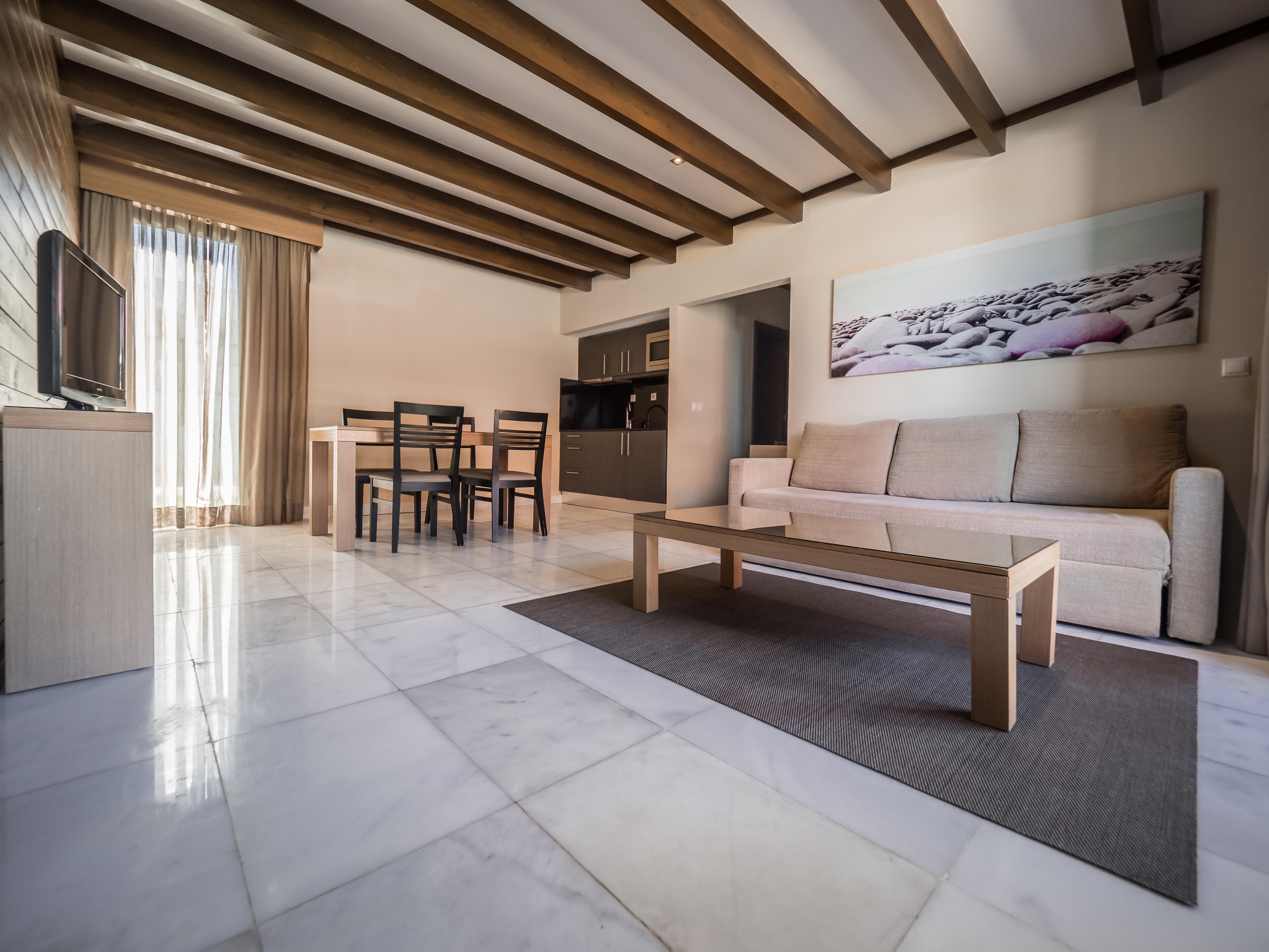 Topazio Vibe Beach Hotel & Apartments - Adults Friendly Albufeira Exteriér fotografie