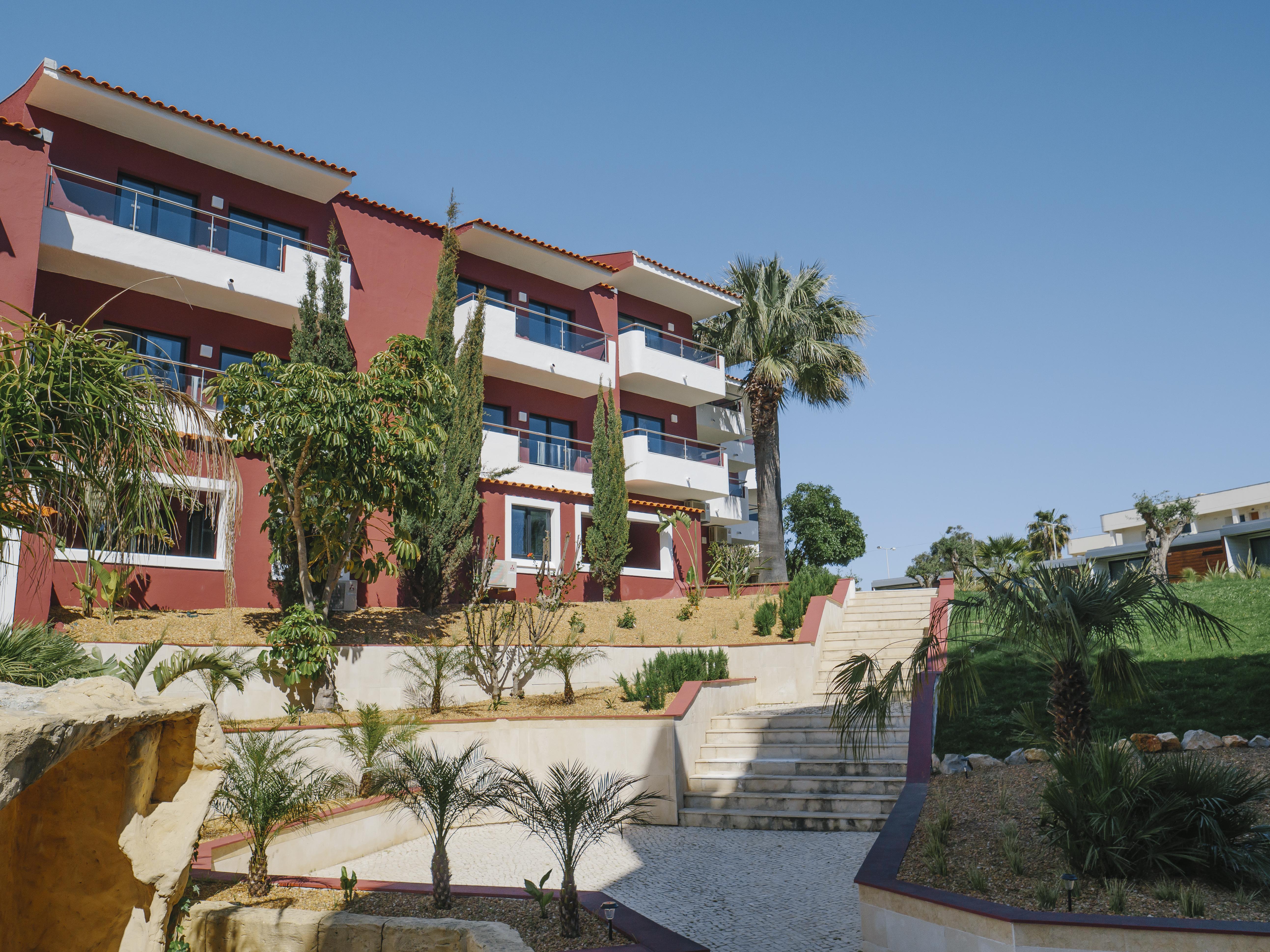 Topazio Vibe Beach Hotel & Apartments - Adults Friendly Albufeira Exteriér fotografie
