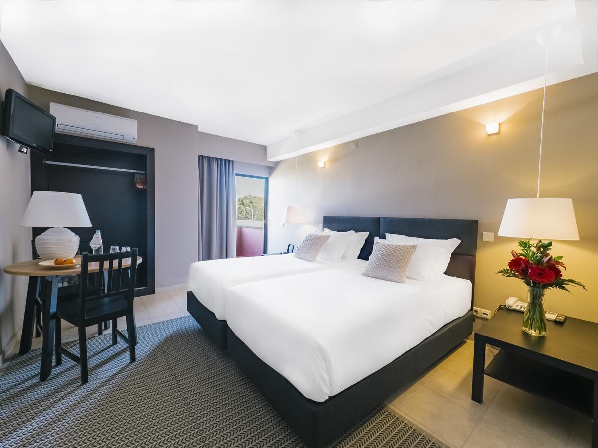 Topazio Vibe Beach Hotel & Apartments - Adults Friendly Albufeira Exteriér fotografie